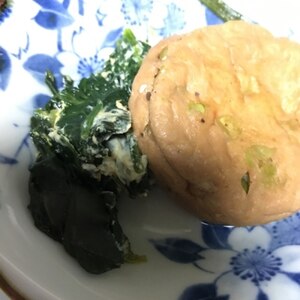 がんもどきとほうれん草の煮物